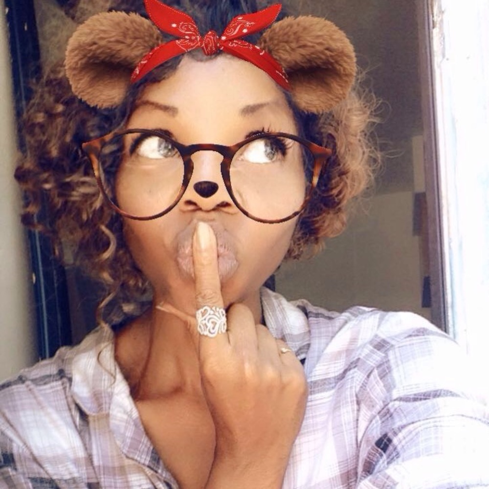 Meet your Posher, Tevi